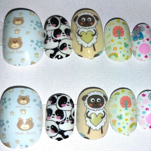 Kids custom 10pc  press on nails for girls and teens - Picture 5 of 6
